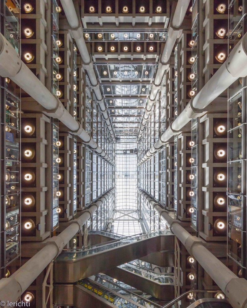 Lloyd_s_building_London_-_Richard_Rogers_Architects_-_lerichti.jpg 参考素材,灵感来源,建筑造型,