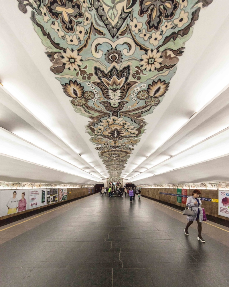 Metro_Minksa_Kiev_Kyiv_-_Maslenkov_Tselikovska_Zaremba_-_lerichti.jpg 参考素材,灵感来源,建筑造型,