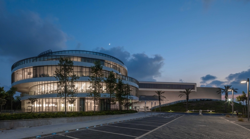 1V2A1806_1.jpg 建筑参考,商业建筑,办公楼,