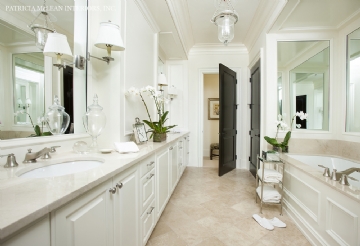 超大卫生间 PatriciaMcLean_StRegisAtlanta_1540Bathroom.jpg