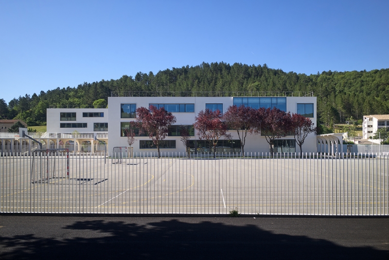 Com_AgenceAT_SchoolRiez_France_C-JulienLanoo_20170608-107738_copy.jpg 建筑参考,公共建筑,学校,