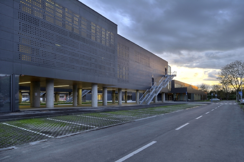 KAJZERICA_EDUCATIONAL_COMPLEX_02.jpg 建筑参考,公共建筑,学校,