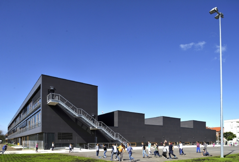 KAJZERICA_EDUCATIONAL_COMPLEX_10.jpg 建筑参考,公共建筑,学校,