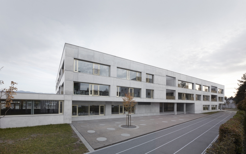 Schule_Schendlingen_Bregenz_2_©_Foto_Adolf_Bereuter.jpg 建筑参考,公共建筑,学校,