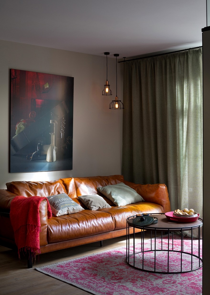 40-sqm-Apartment-Takes-Advantage-Of-Color-And-Chic-Accent-Features-4.jpg 家装参考,客厅,沙发背景墙,
