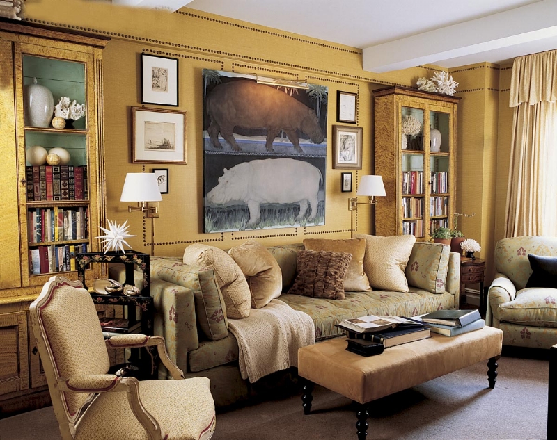 12-A+refreshing+take+on+an+English+paneled+library+uses+nailhead+architectural+details+to+great+effect.+.jpg 家装参考,客厅,沙发背景墙,