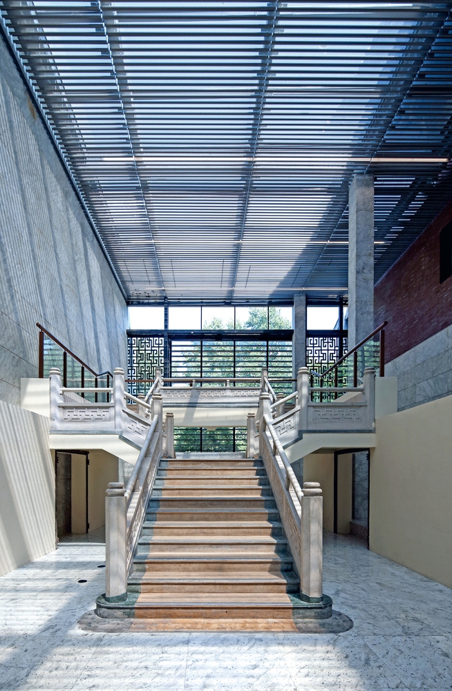 Original_wood_stairs_at_the_junction_photography_Zhang_Guangyuan.jpg 局部参考,楼梯,传统造型,