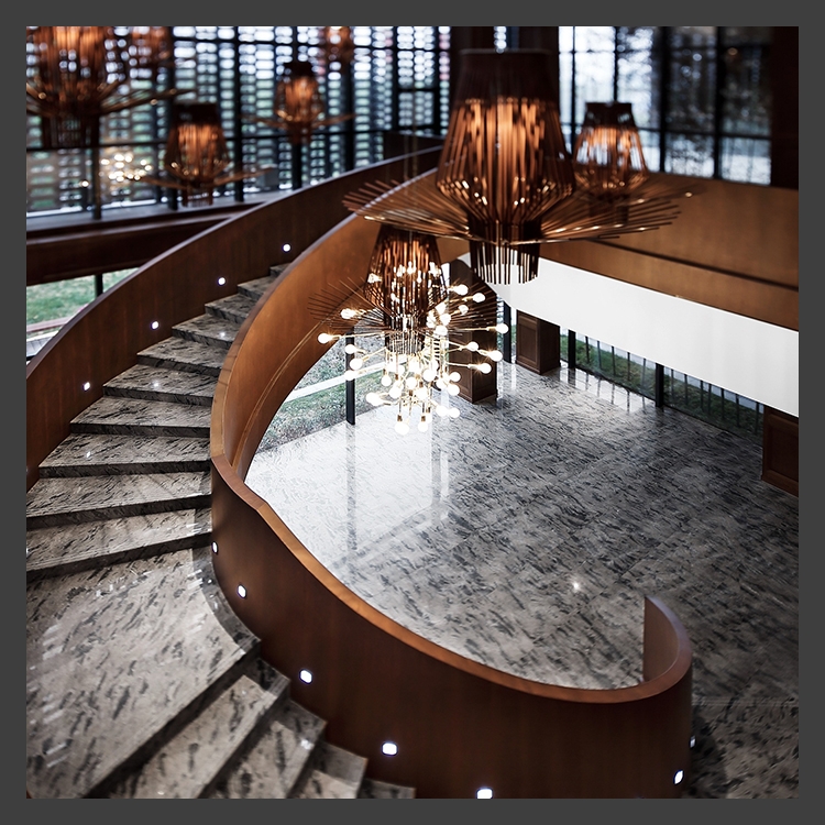 1ef057f0c5f02d4565bec583e6e9b1de.jpg 工装参考,商业空间,售楼处,