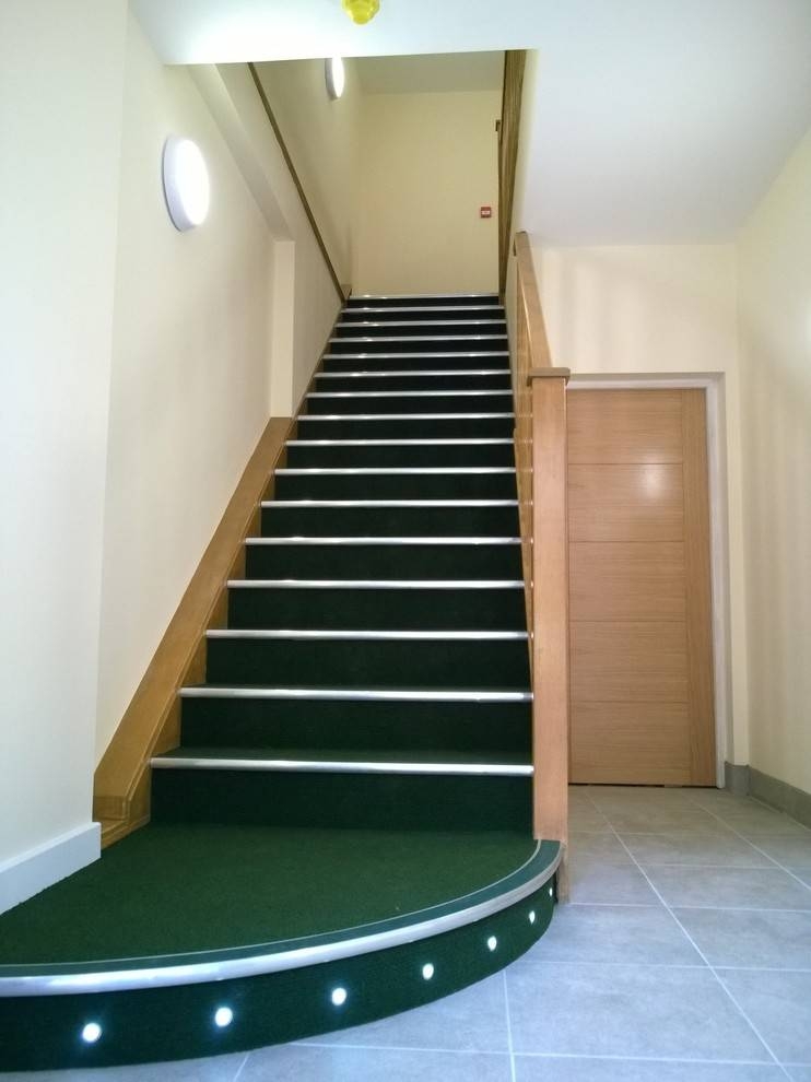 带楼梯 (126).jpg 家装参考,入户,带楼梯,