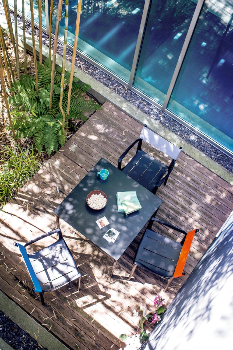 Striped Armchair by Magis 软装单品,座具,户外椅,