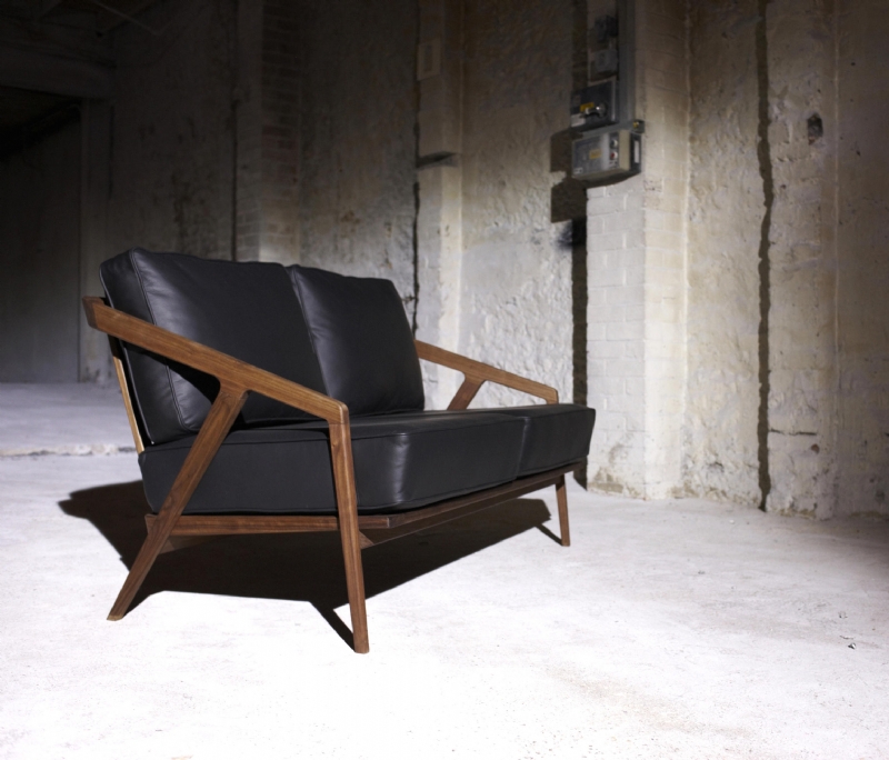 katakana-140-sofa-wal-location1-1-01-b.jpg 软装单品,座具,沙发,