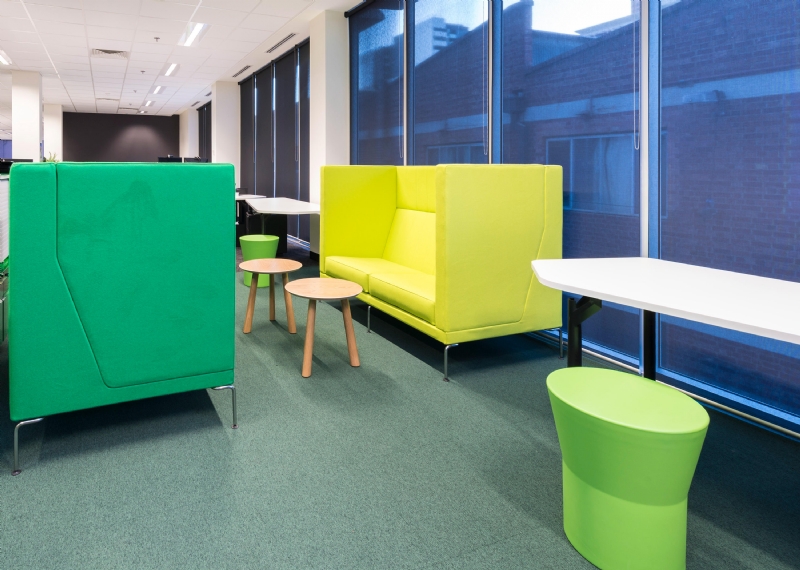 kayt-quiet-5-b.jpg 软装单品,座具,沙发,