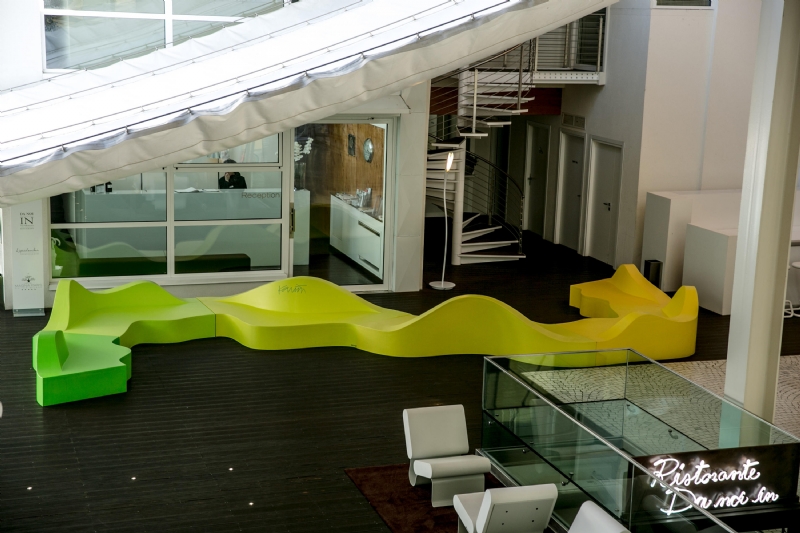 river-must-flow-river-must-flow-4-b.jpg 软装单品,座具,沙发,