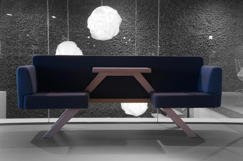 tooapicnic-color-splash-image-2-b.jpg 软装单品,座具,沙发,