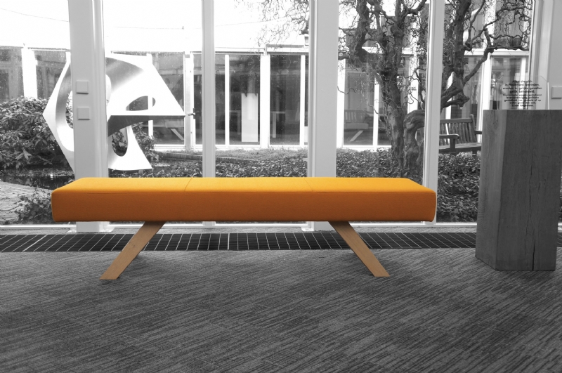 tooapicnic-color-splash-image-4-2-b.jpg 软装单品,座具,沙发,