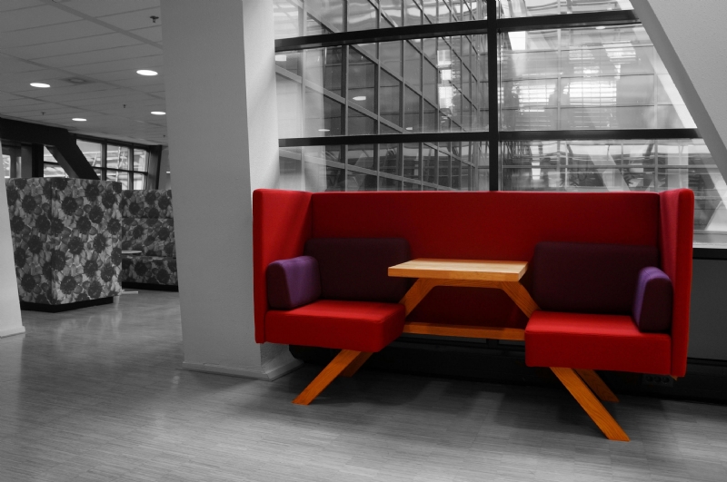 tooapicnic-color-splash-image-11-b.jpg 软装单品,座具,沙发,