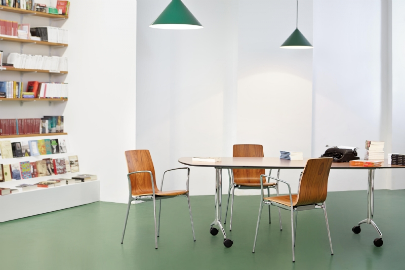 gorka-wood-gallery-2-b.jpg 软装单品,办公,会议洽谈椅,