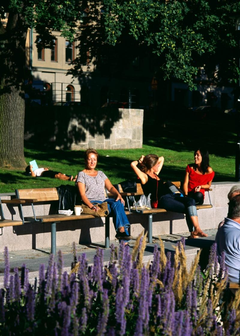 april-bench-people-h.jpg 软装单品,座具,长凳,