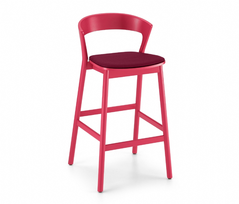 edith-0075-imb-edith-stool-in-wood-frame-and-padded-seat-sgabello-con-struttura-in-legno-e-sedile-imbottito-3-b.jpg 软装单品,座具,餐椅,