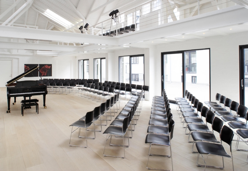 40_4_collectionimage.jpg 软装单品,办公,会议洽谈椅,