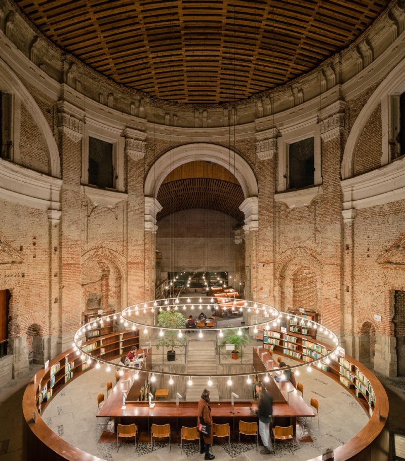 404-installation-2-h.jpg 软装单品,办公,会议洽谈椅,