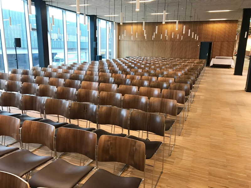 404-installation-3-b.jpg 软装单品,办公,会议洽谈椅,