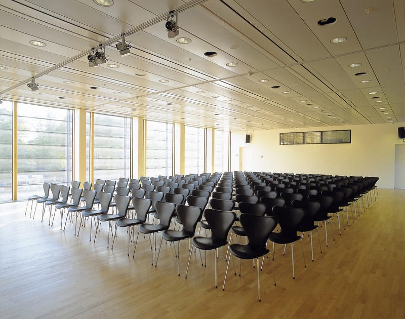 fritz_hansen_3107_arne_jacobsen_191_b.jpg 软装单品,办公,会议洽谈椅,