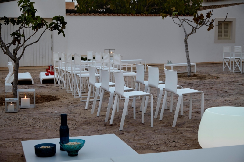 basic-chairs-cinema-ambience-1-b.jpg 软装单品,座具,休闲椅,