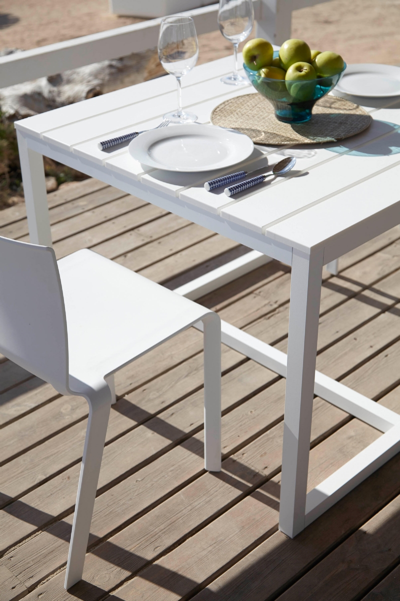 basic-chair-terrace-detail-ambience-1-b.jpg 软装单品,座具,餐椅,