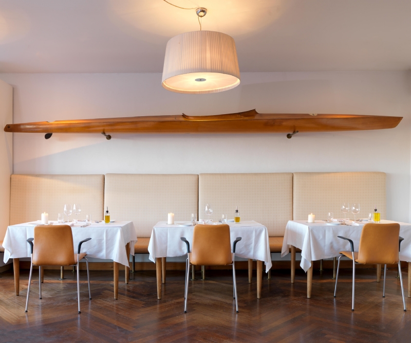 mood-4-legs-armchair-restaurant-3-300-dpi-b.jpg 软装单品,座具,餐椅,