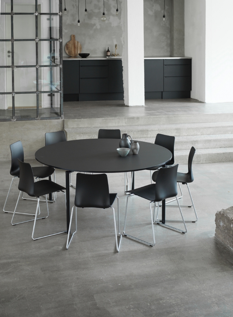 mood-4-legs-rail-300-dpi-2-h.jpg 软装单品,座具,餐椅,