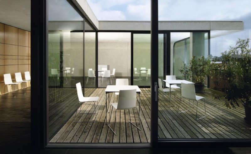 mt-milieu-242-terrasse-b.jpg 软装单品,座具,餐椅,