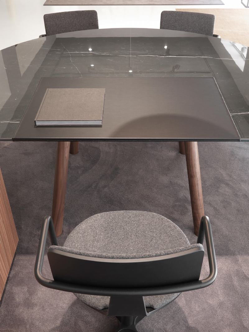dvo-showroom-0057-h.jpg 软装单品,办公,会议洽谈椅,