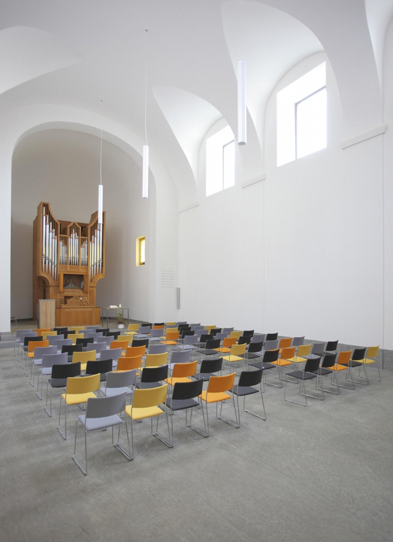 Tila_Ev._Kirche_StMoritz.jpg 软装单品,办公,会议洽谈椅,