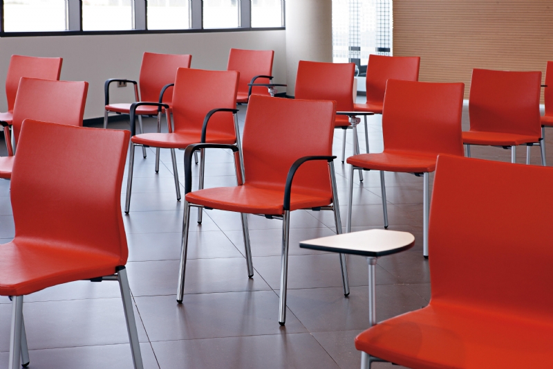 uma-01-amb-b.jpg 软装单品,办公,会议洽谈椅,