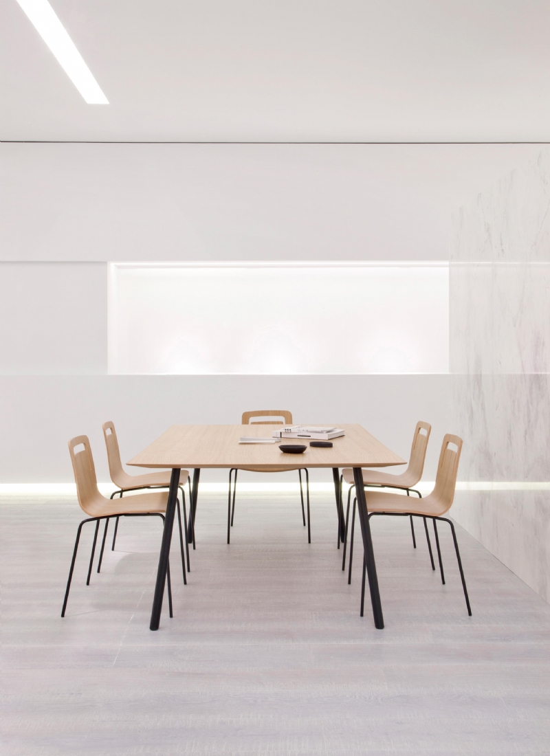 viccarbe-klip-victor-carrasco-20-rs-h.jpg 软装单品,办公,会议洽谈椅,