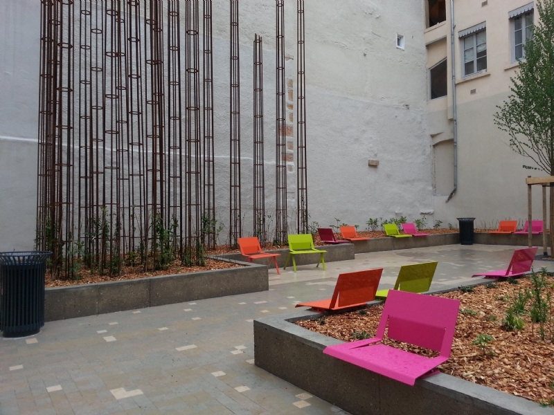 lyon-rue-burdeau-photo-jnc-sud-2013-2-b.jpg 软装单品,座具,户外椅,