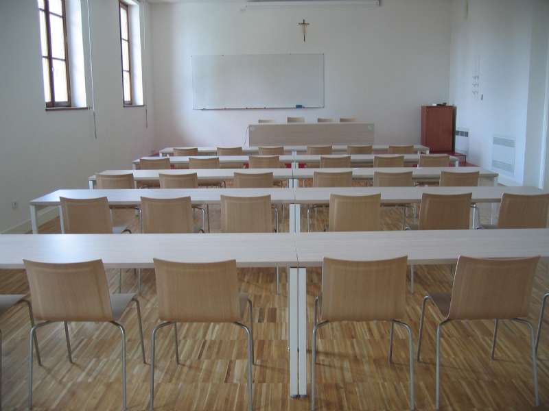 Facolta_Teologica_del_Triveneto_Padova_02_b.jpg 软装单品,办公,会议洽谈椅,