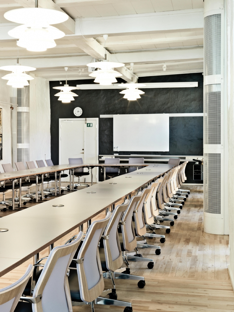 mn1-chair-installation-4-b.jpg 软装单品,办公,会议洽谈椅,