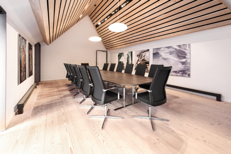 mn1-chair-installation-3-b.jpg 软装单品,办公,会议洽谈椅,