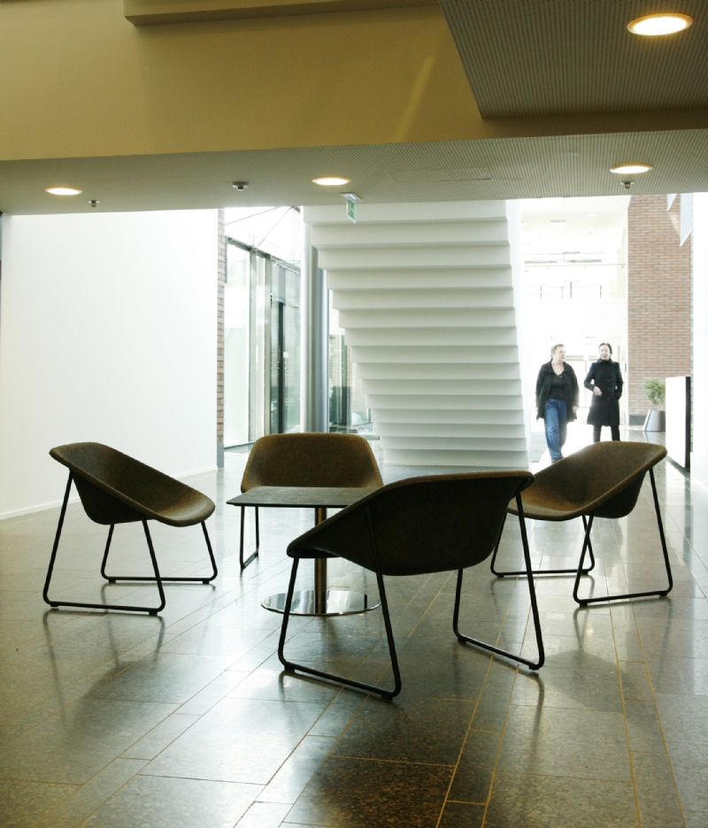 kola04_h.jpg 软装单品,办公,会议洽谈椅,