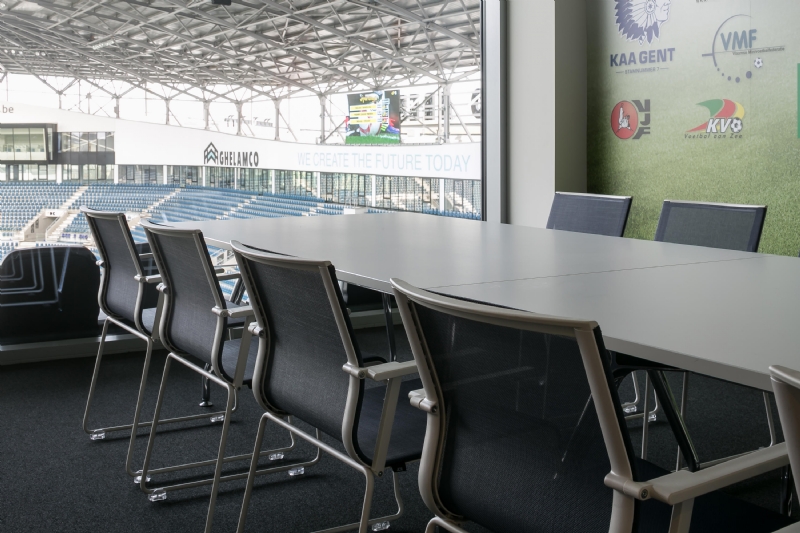 stick-chair-stick-chair-stk-skidbase-ambient-04-b.jpg 软装单品,办公,会议洽谈椅,