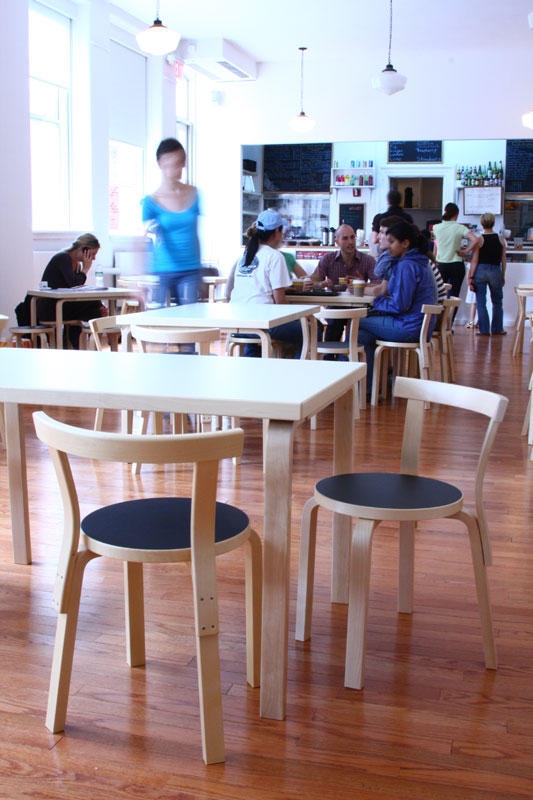 C_2008_P.S.1_Cafe_3.jpg 软装单品,座具,餐椅,