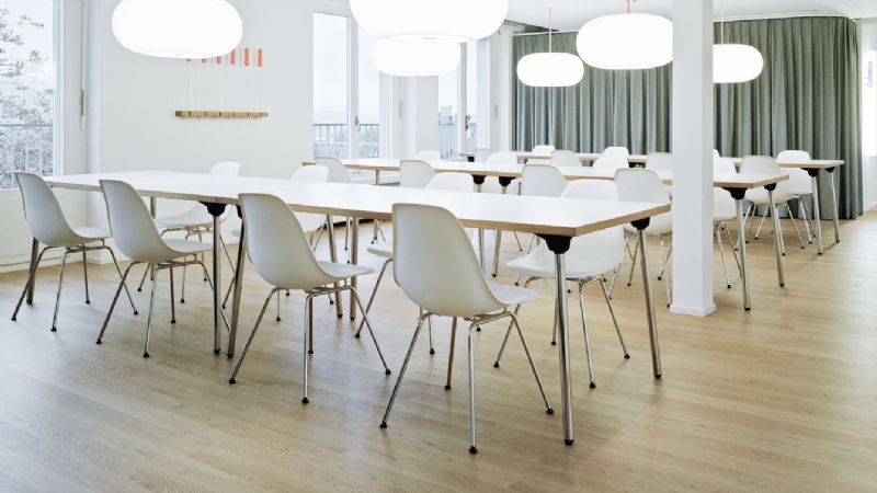 jobsch_tisch_ginbande_wogg_16.jpg 软装单品,办公,会议洽谈椅,