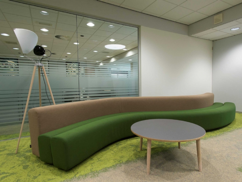 unive-wouw-landscape-2090x1568.jpg 软装单品,座具,沙发,