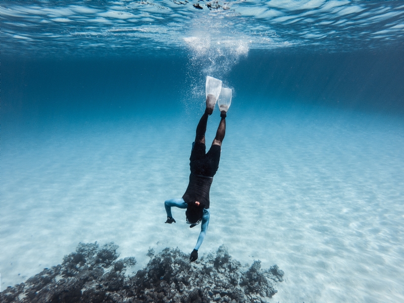 mohamed-ahzam-fK4gLD0nZls-unsplashe647.jpg 方案配图,格调渲染,唯美梦幻,