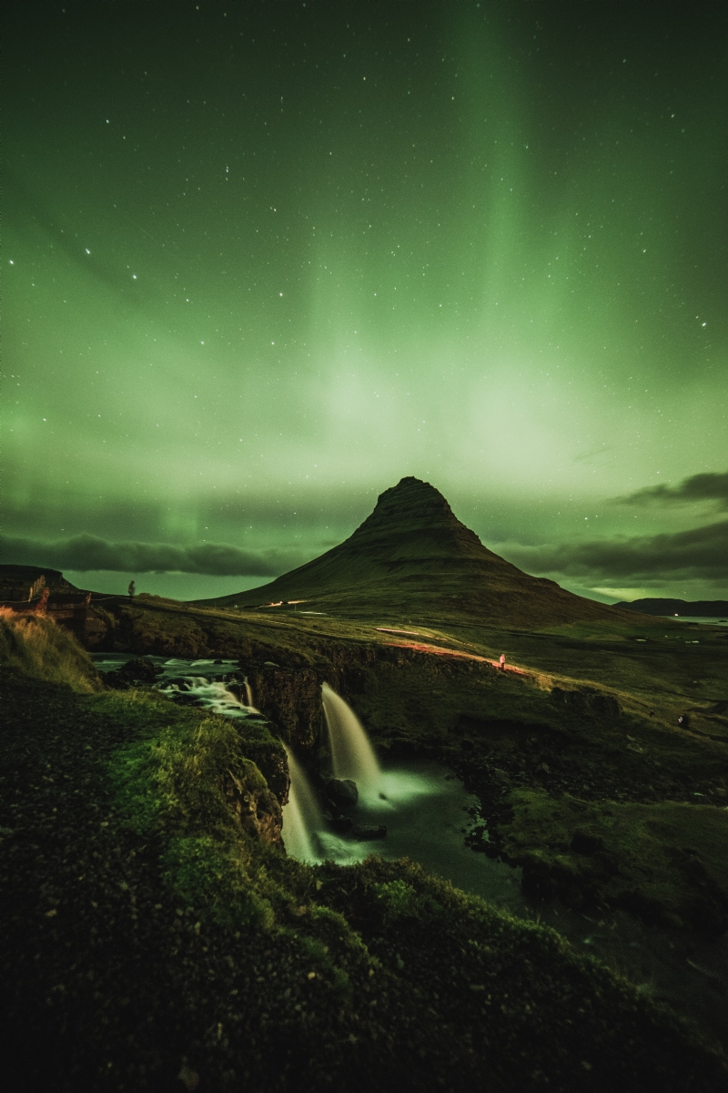 alexander-milo-pDeagUyN-Pk-unsplash57b2.jpg 方案配图,色彩意境,绿色,