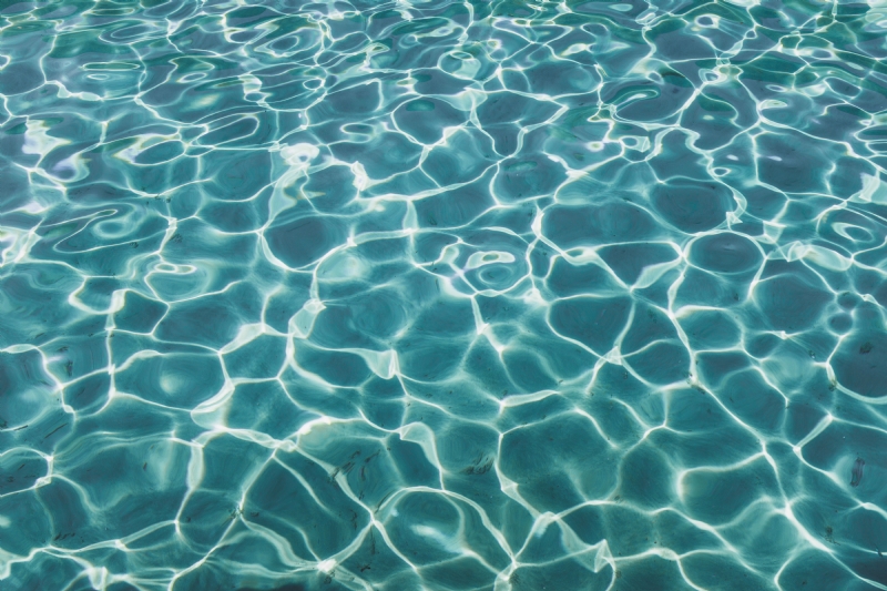 chris-lawton-3Ik7xWYJv3U-unsplash83ae.jpg 方案配图,色彩意境,蓝色,