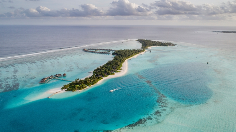 ishan-seefromthesky-JQGEj_ayWIg-unsplash9398.jpg 方案配图,色彩意境,蓝色,