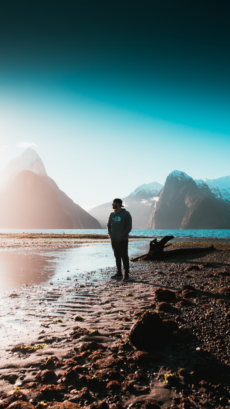 james-adams-4oEgCHfnEng-unsplash5007.jpg 方案配图,色彩意境,蓝色,